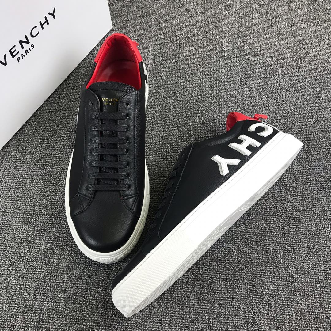 [GIVENCHY] 지방시 어반 스니커즈 남성용