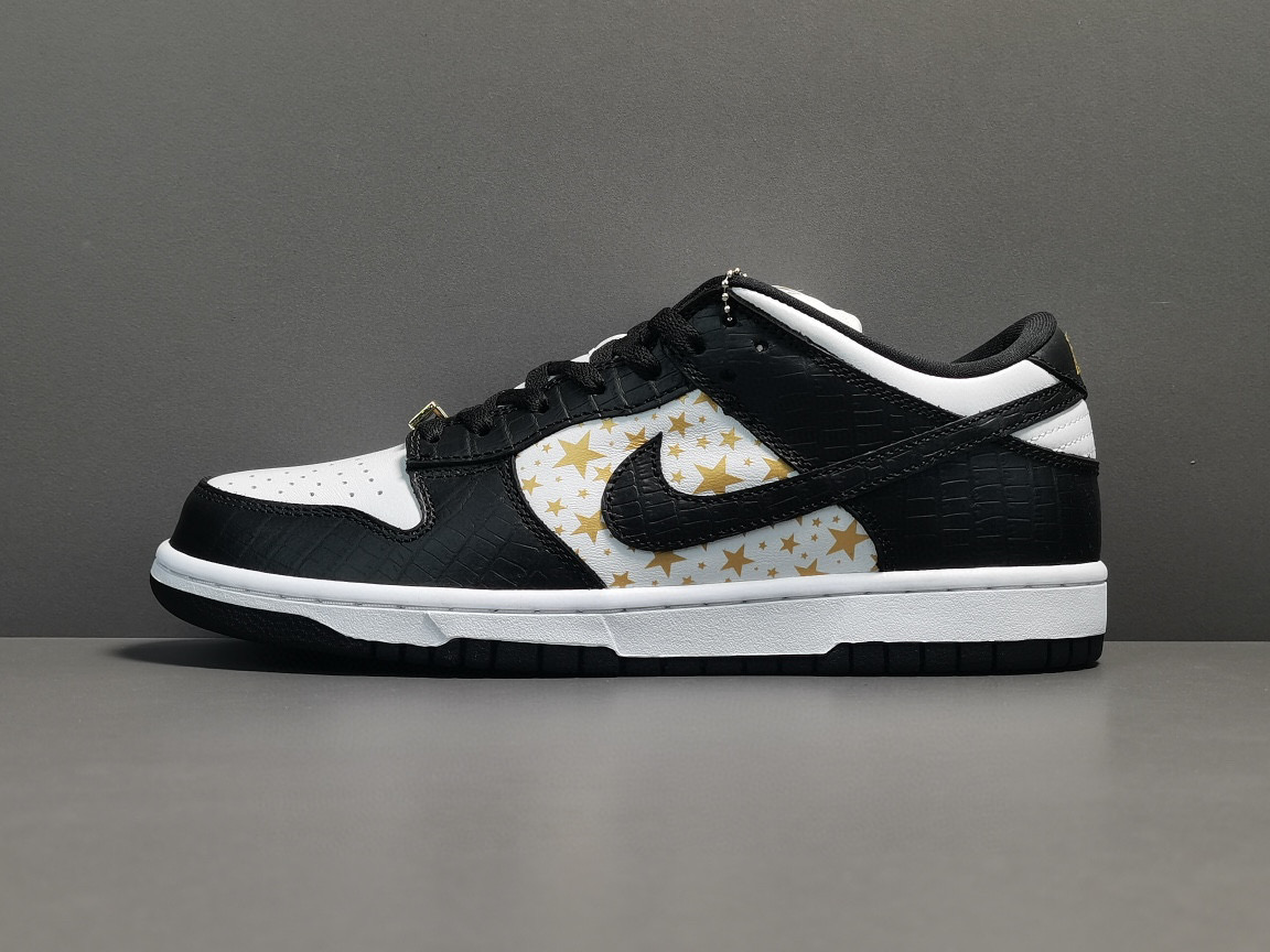 [NIKE] 슈프림 x 나이키 SB 덩크 로우 블랙스타 DH3228-102 남성용 (OG공장)