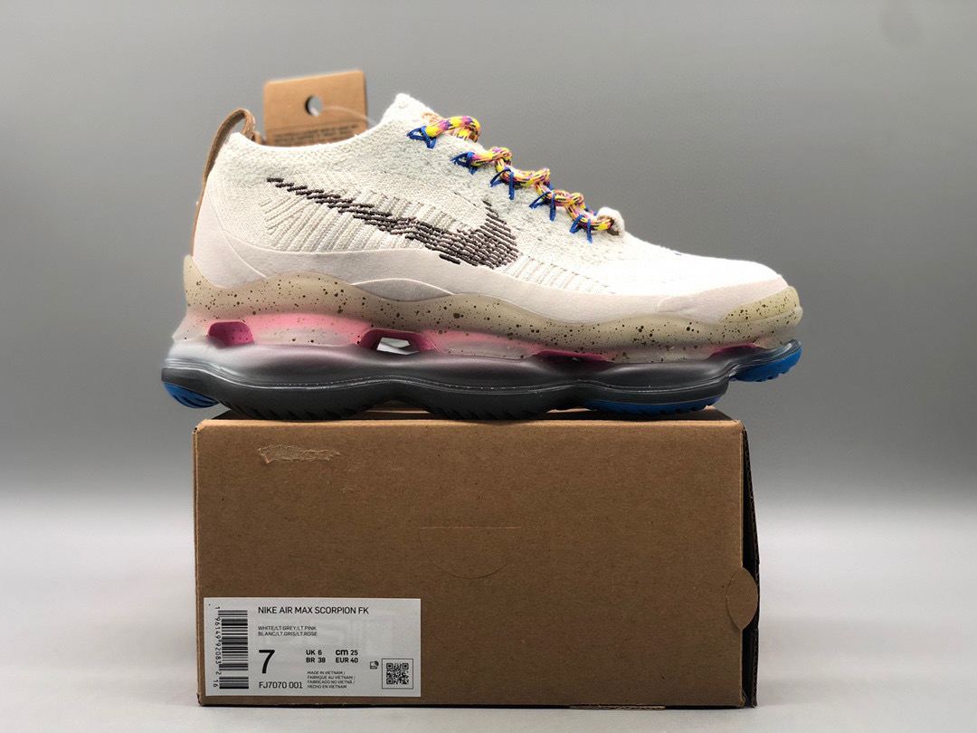 [NIKE] 나이키 에어맥스 스콜피온 하이킹 FJ7070-001 남녀공용