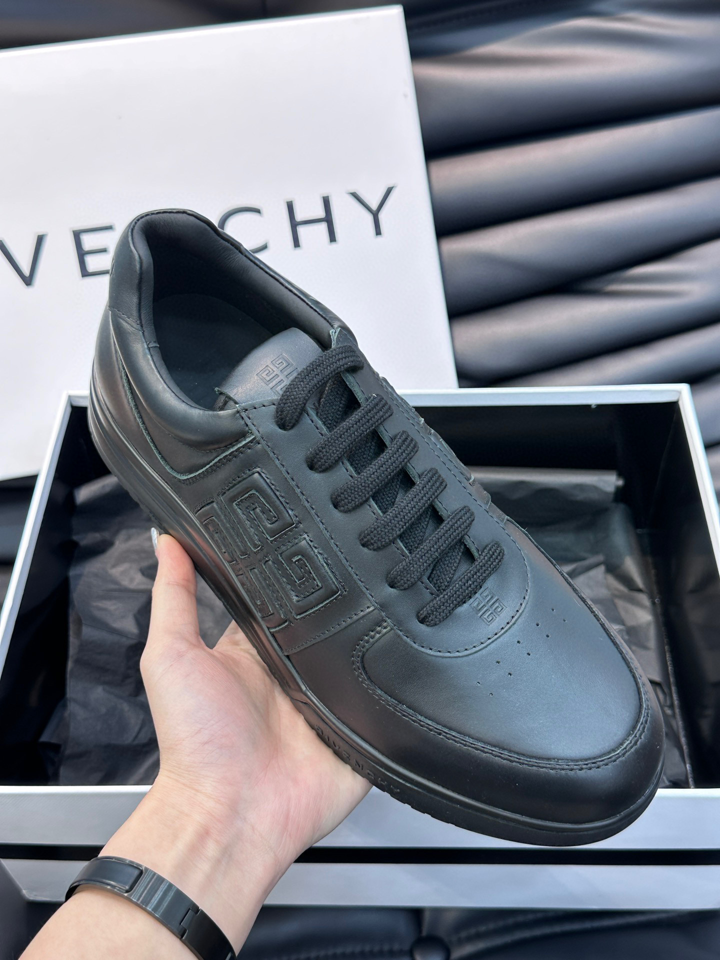 [GIVENCHY] 지방시 스니커즈 남성용