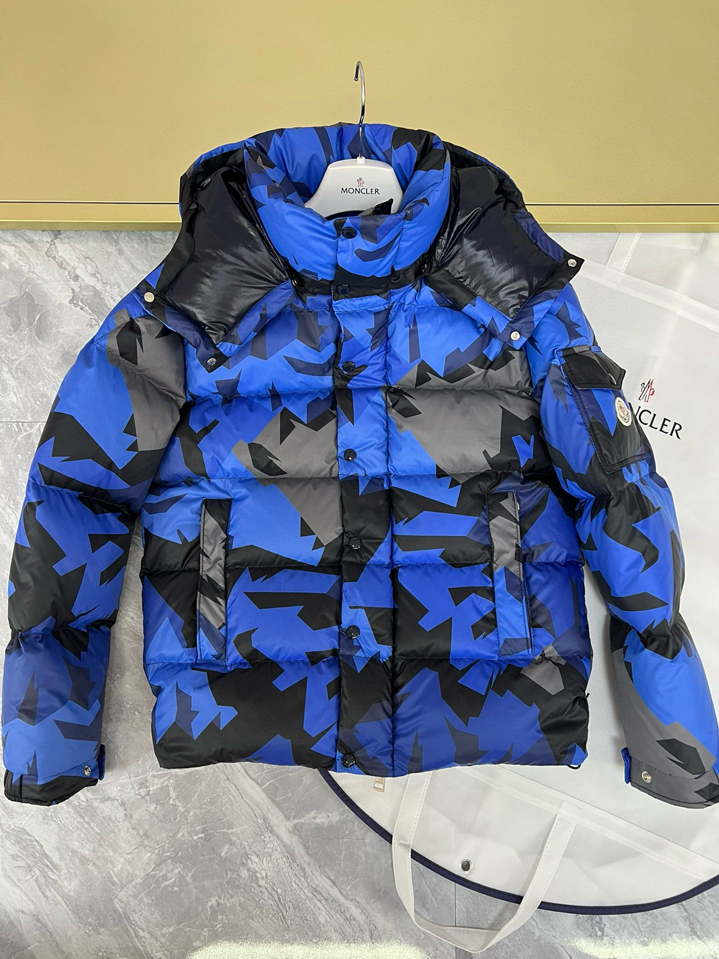 [MONCLER] 몽클레어 MOSA 모사 패딩 남성용