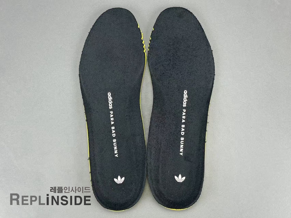 아디다스 배드버니 가젤 인도어 원더 클레이 레플리카 스니커즈 JS5052 #레플리카패션운동화 #레플리카가젤 #badbunnygazelle