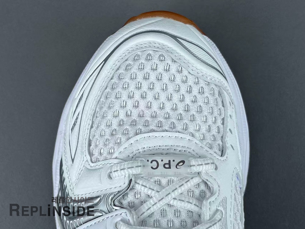 레플리카 명품 [ASICS] 아식스 x 아페쎄 젤 카야노 14 화이트 퓨어 실버 1203A727-100 남녀공용 (ZH공장) - 착용샷 실사