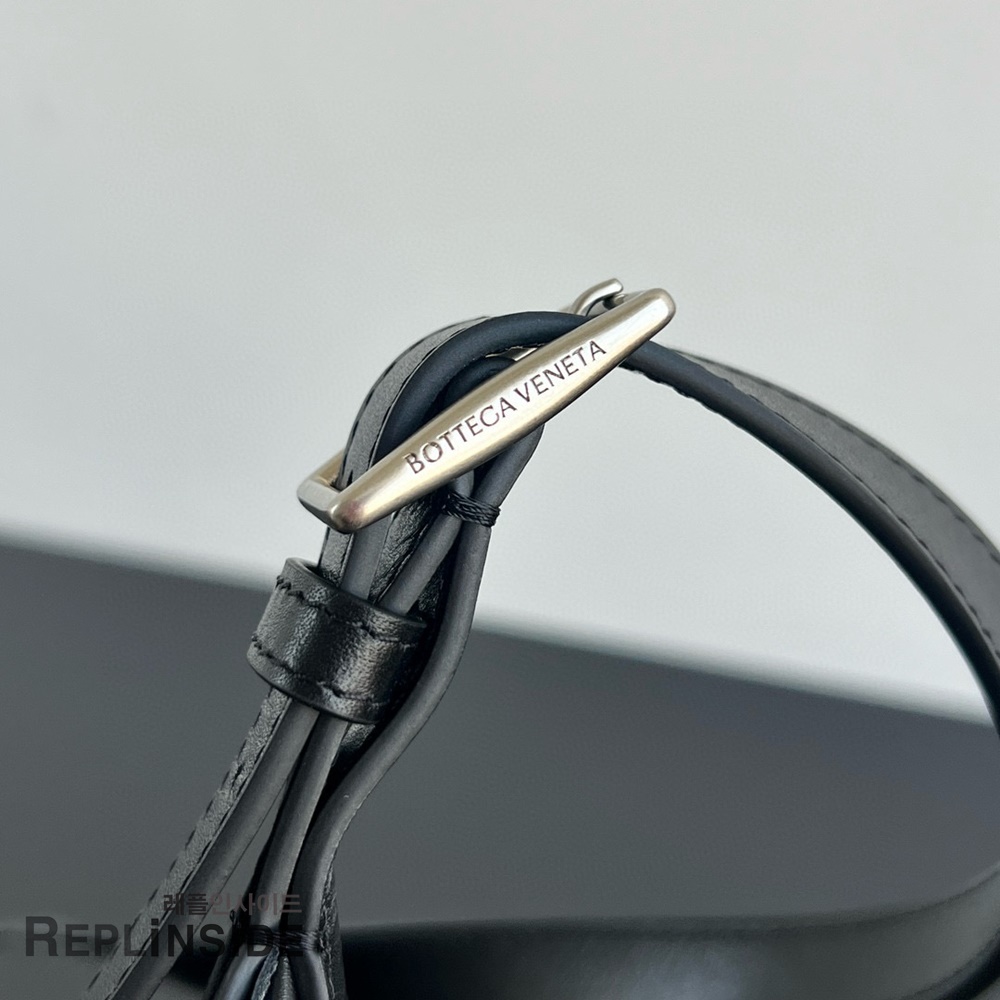 레플리카 명품 [BOTTEGA VENETA] 보테가 베네타 트래블러 크로스백 844018 - 박스 실사