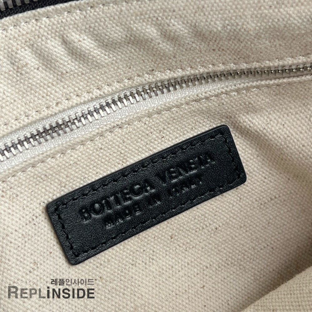 레플리카 명품 [BOTTEGA VENETA] 보테가베네타 트리베카 숄더백 836016 - 택 실사