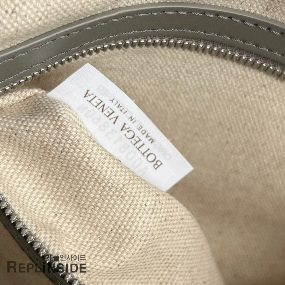 레플리카 명품 [BOTTEGA VENETA] 보테가베네타 크로스백 755923 - 전체 실사