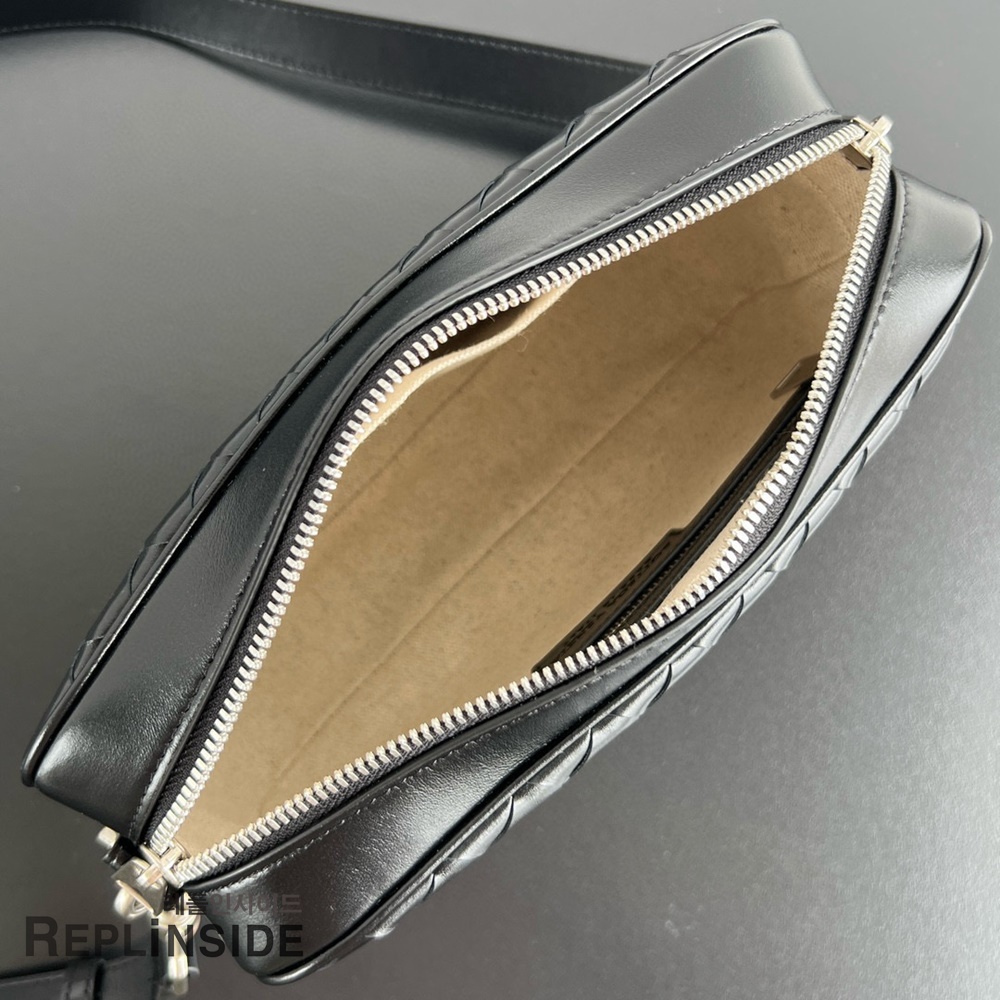 레플리카 명품 [BOTTEGA VENETA] 보테가베네타 크로스백 755923 - 인솔 실사