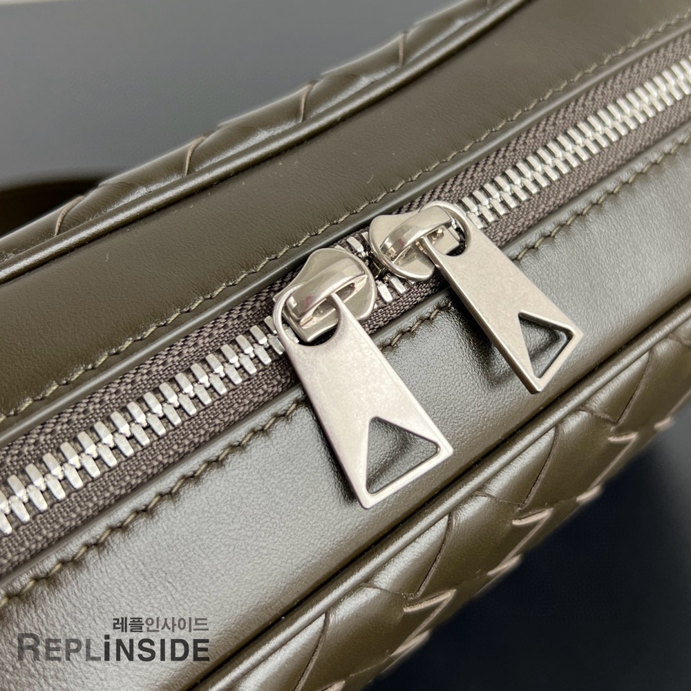 레플리카 명품 [BOTTEGA VENETA] 보테가베네타 크로스백 755923 - 박스 실사