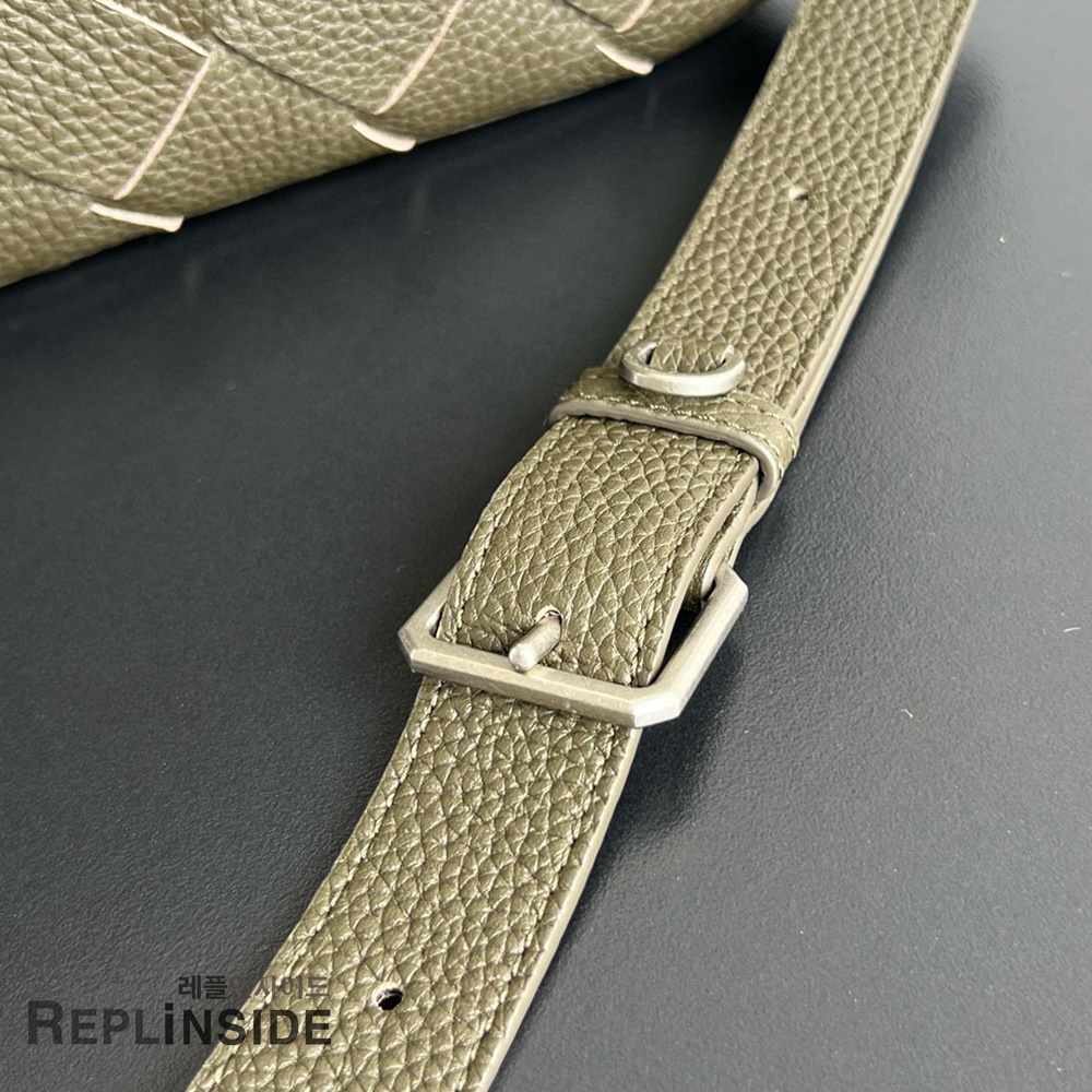 레플리카 명품 [BOTTEGA VENETA] 보테가베네타 크로스백 755925 - 박스 실사