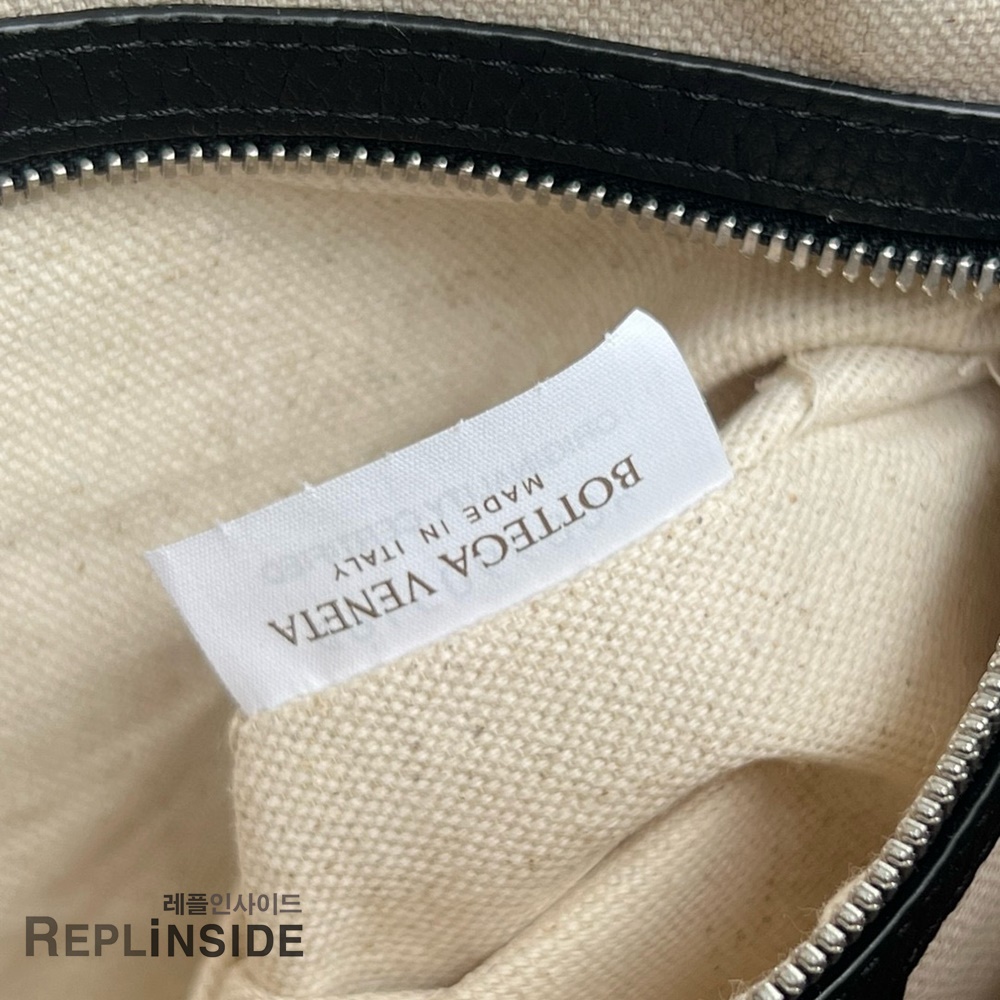 레플리카 명품 [BOTTEGA VENETA] 보테가베네타 크로스백 755925 - 전체 실사