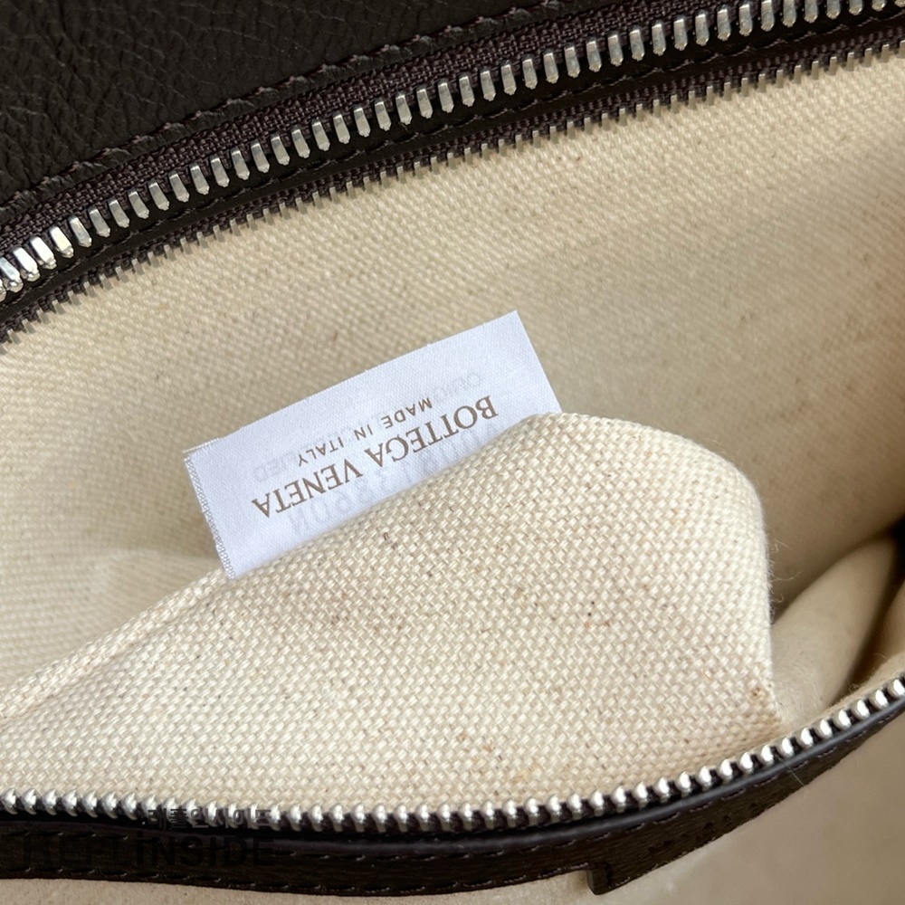 레플리카 명품 [BOTTEGA VENETA] 보테가베네타 코리에레 메신저 블랙 826852 - 택 실사