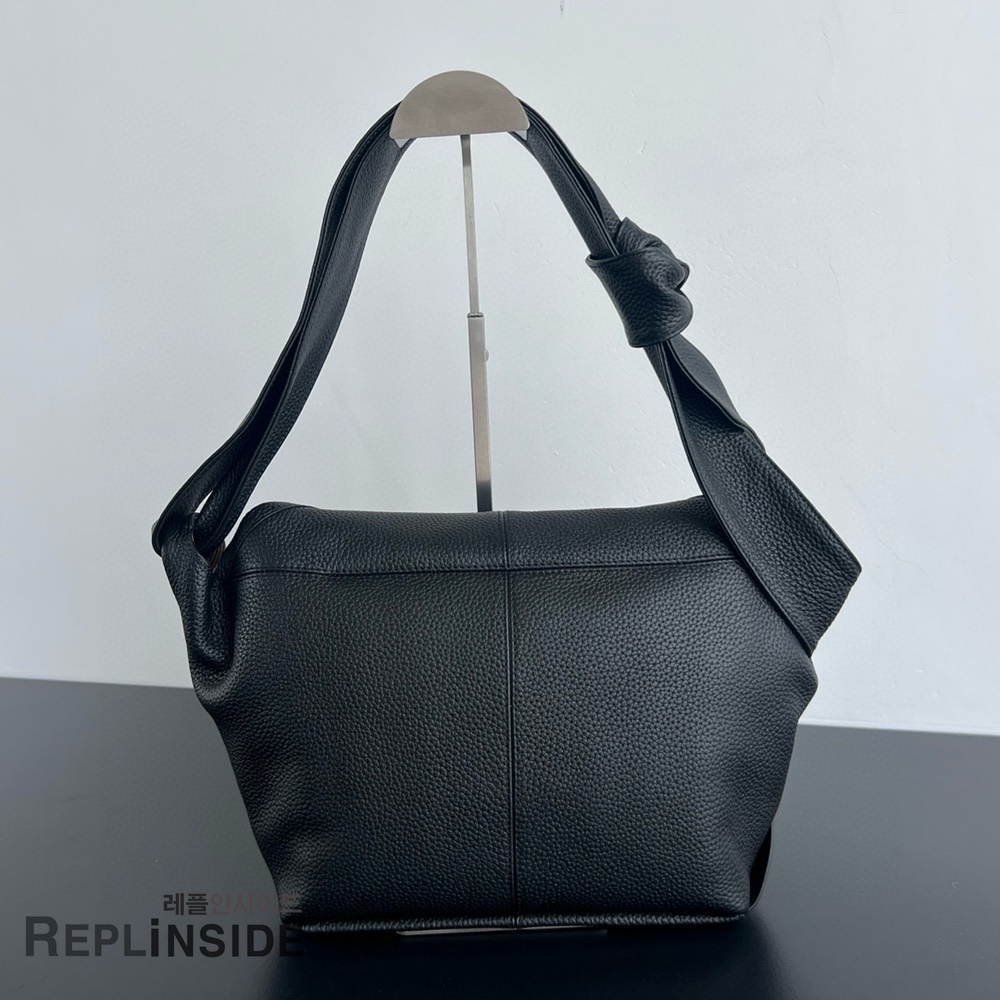 레플리카 명품 [BOTTEGA VENETA] 보테가베네타 빅 소이어백 815807 - 옆면 실사