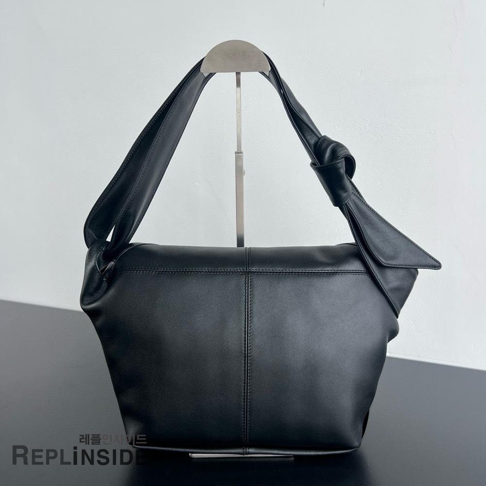 레플리카 명품 [BOTTEGA VENETA] 보테가베네타 빅 소이어백 815807 - 뒷면 실사