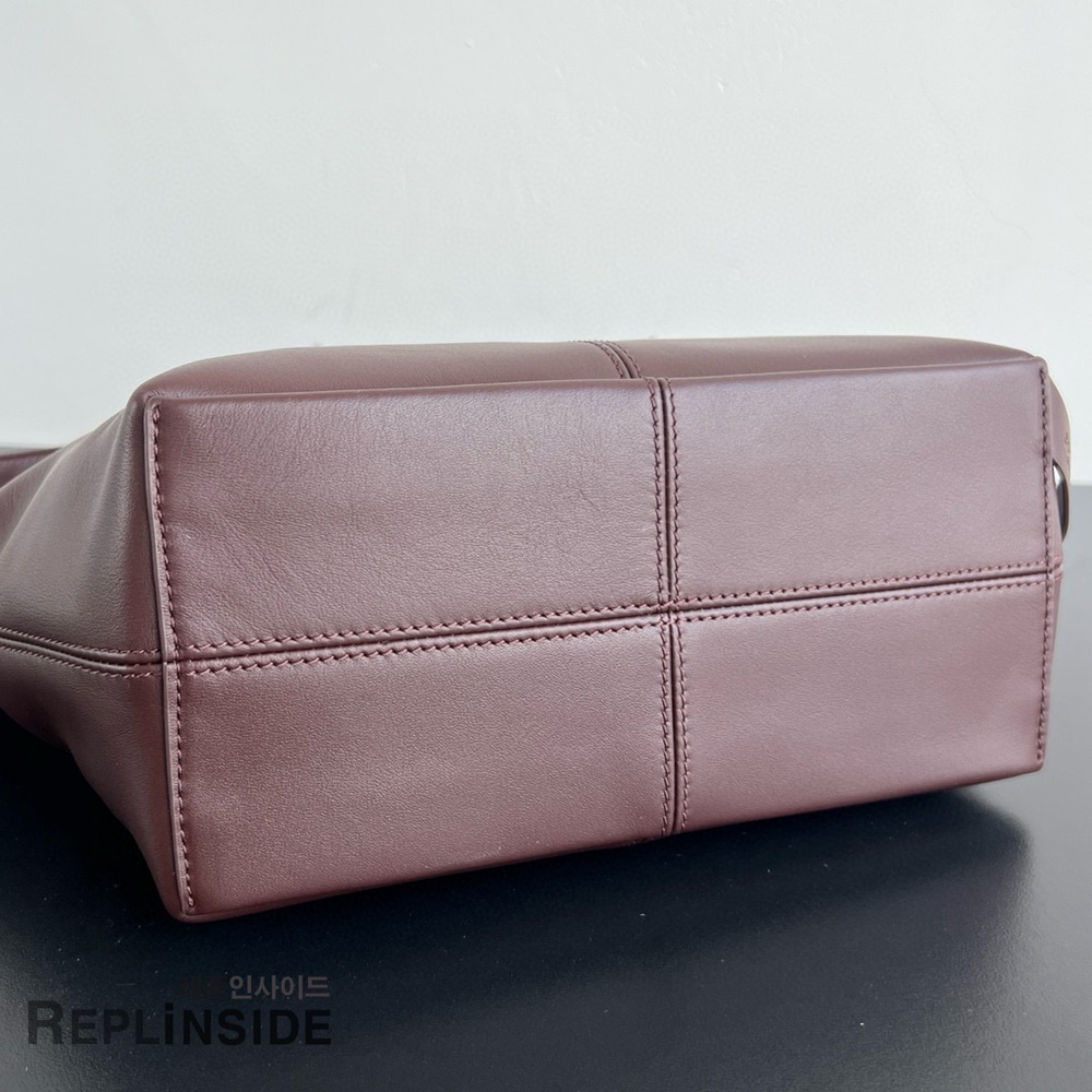 레플리카 명품 [BOTTEGA VENETA] 보테가베네타 빅 소이어백 815807 - 로고 실사