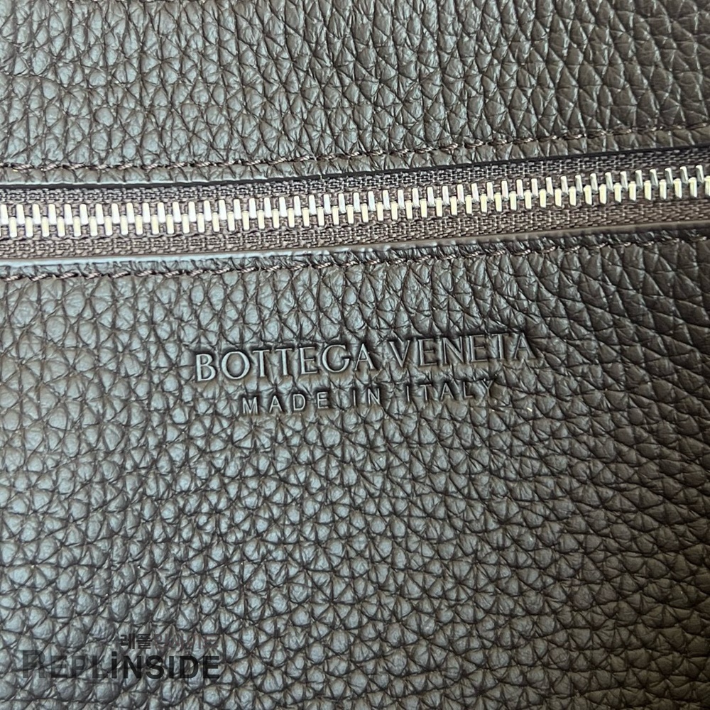 레플리카 명품 [BOTTEGA VENETA] 보테가베네타 라지 디아고 메신저백 815796 - 택 실사