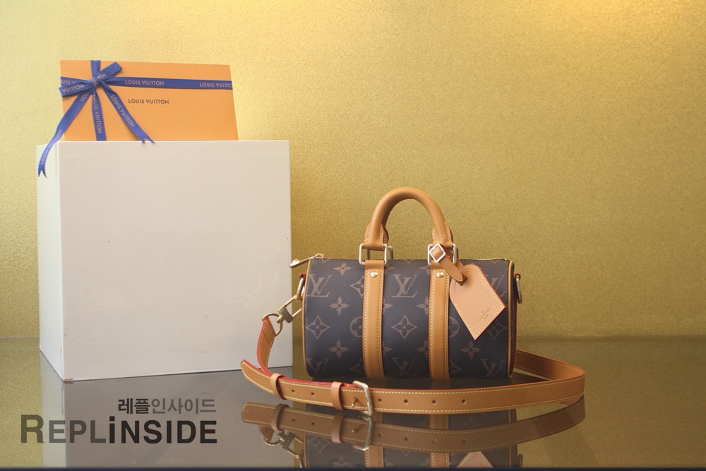 레플리카 명품 [LOUIS VUITTON] 루이비통 키폴 반둘리에 25 모노그램 M14026 - 앞면 실사