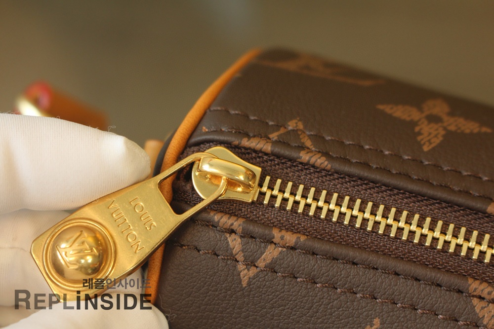 레플리카 명품 [LOUIS VUITTON] 루이비통 키폴 반둘리에 25 모노그램 M14026 - 인솔 실사