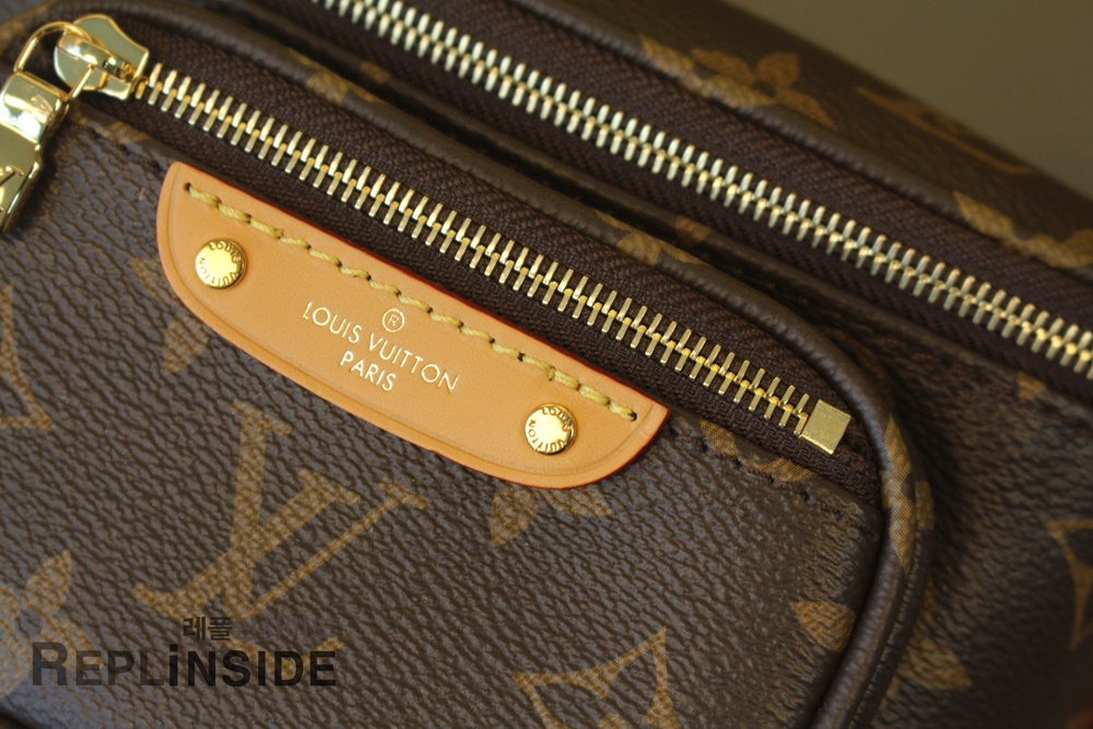 레플리카 명품 [LOUIS VUITTON] 루이비통 미니 범백 모노그램 M82335 - 로고 실사