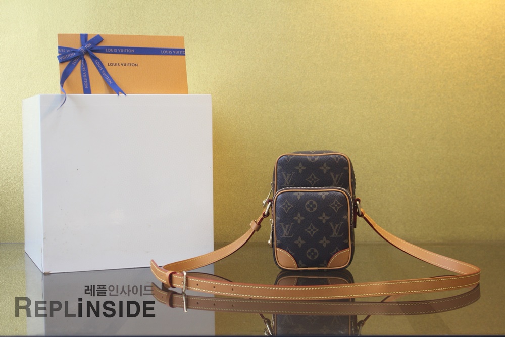레플리카 명품 [LOUIS VUITTON] 루이비통 모노그램 아마존 크로스백 M14014 - 앞면 실사