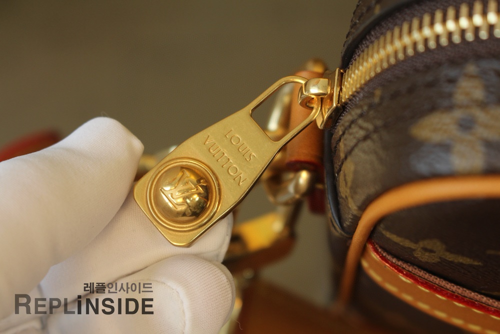 레플리카 명품 [LOUIS VUITTON] 루이비통 모노그램 다뉴브 크로스백 M14013 - 밑창 실사