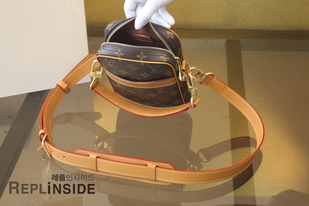 레플리카 명품 [LOUIS VUITTON] 루이비통 모노그램 다뉴브 크로스백 M14013 - 택 실사