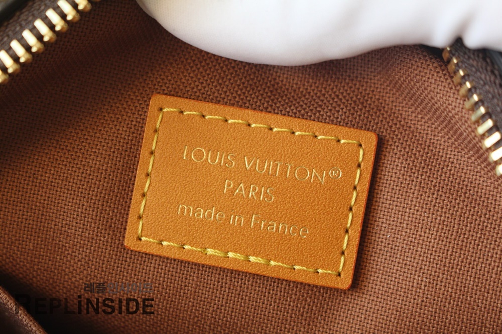 레플리카 명품 [LOUIS VUITTON] 루이비통 모노그램 다뉴브 크로스백 M14013 - 전체 실사