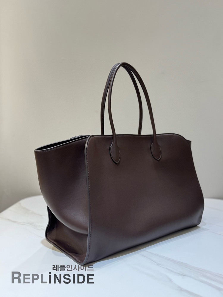 레플리카 명품 [The Row] 더로우 MARLO 말로백 17 딥브라운 레더 토트백 남녀공용 - 뒷면 실사