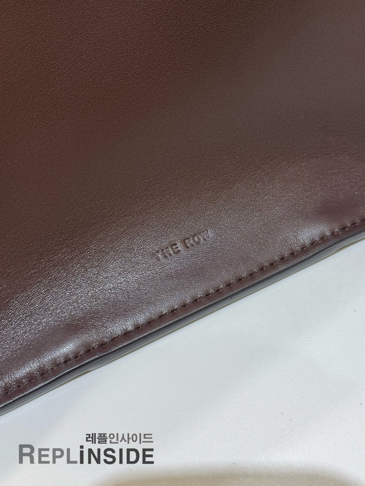레플리카 명품 [The Row] 더로우 MARLO 말로백 17 딥브라운 레더 토트백 남녀공용 - 택 실사