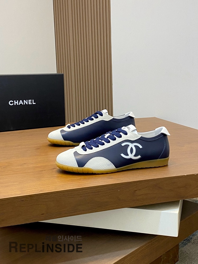 레플리카 명품 [CHANEL] 샤넬 CC로고 남성 스니커즈 G47126 남성용 - 뒷면 실사
