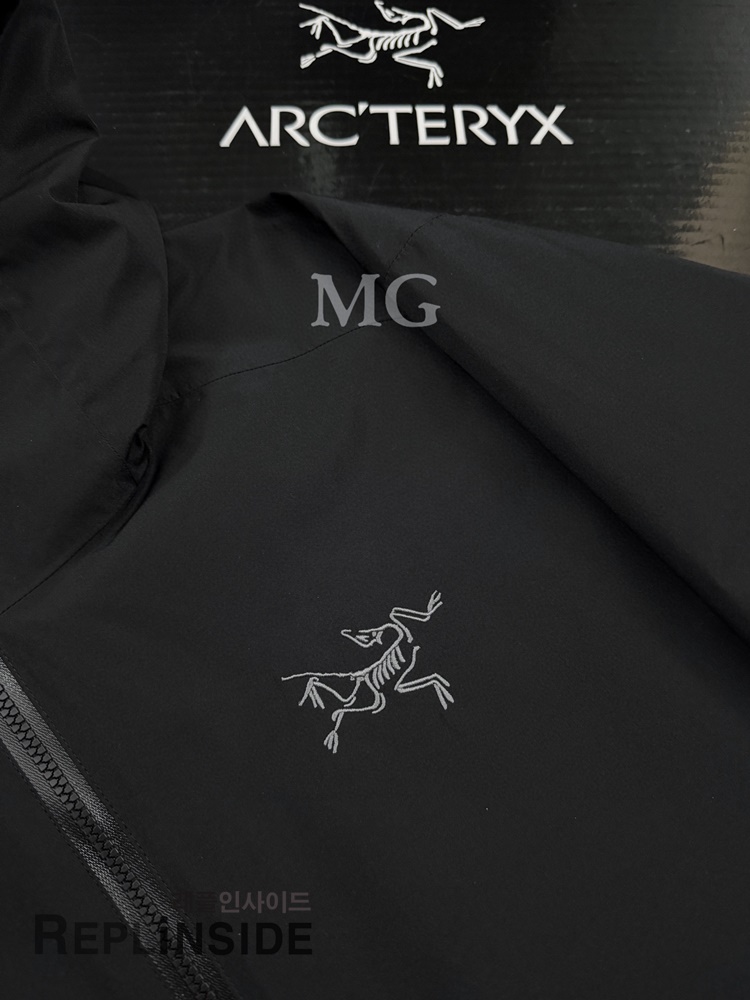 레플리카 명품 [ARCTERY] 아크테릭스 솔라노 후디 SOLANO HOODY 자켓 블랙 남녀공용 - 옆면 실사