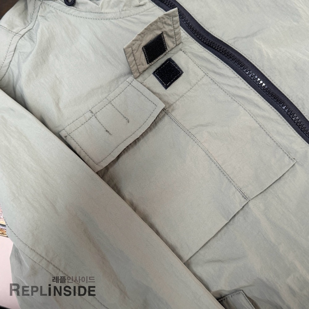 레플리카 명품 [STONE ISLAND] 스톤아일랜드 메탈 나일론 바람막이 후드 자켓 02 3컬러 남성용 - 상세 이미지 실사 24