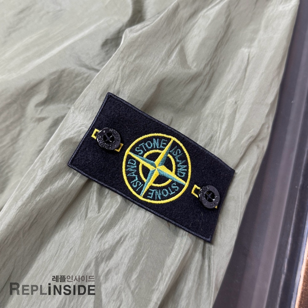 레플리카 명품 [STONE ISLAND] 스톤아일랜드 메탈 나일론 바람막이 후드 자켓 03 3컬러 남성용 - 밑창 실사