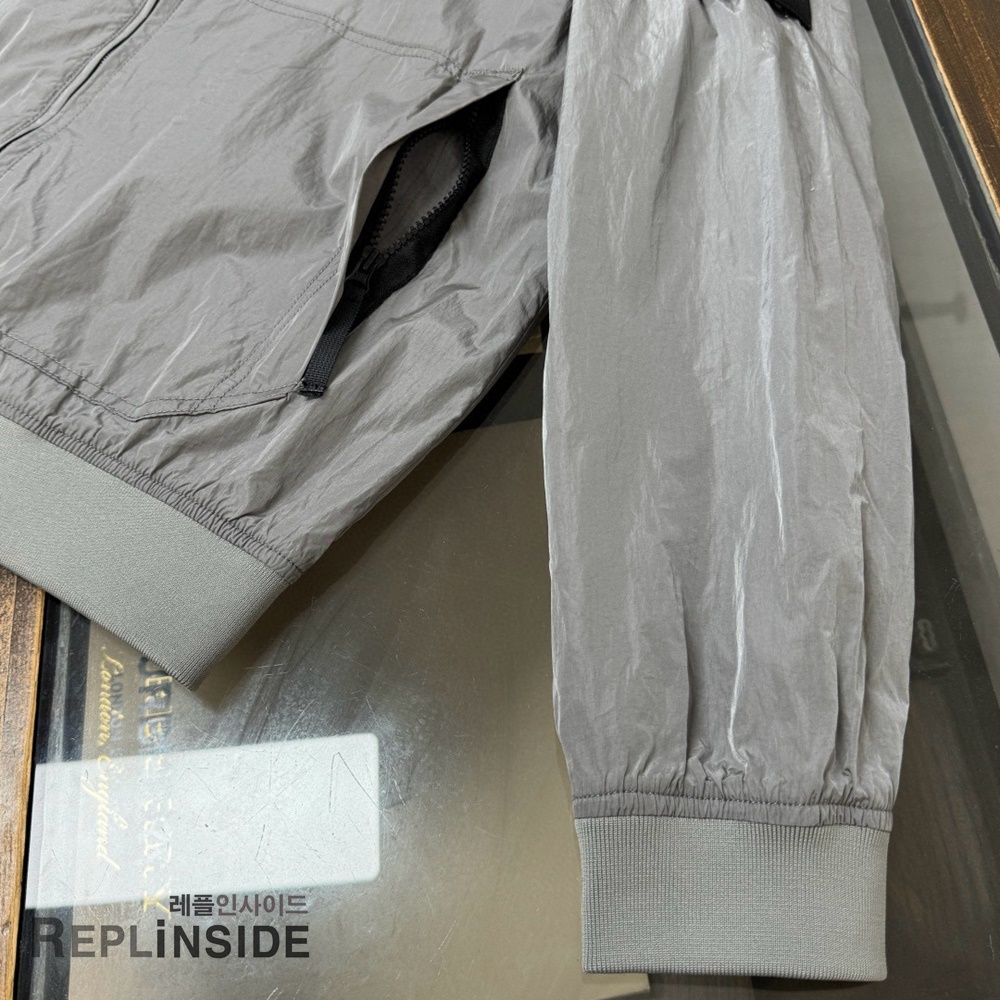 레플리카 명품 [STONE ISLAND] 스톤아일랜드 메탈 나일론 바람막이 후드 자켓 03 3컬러 남성용 - 상세 이미지 실사 25
