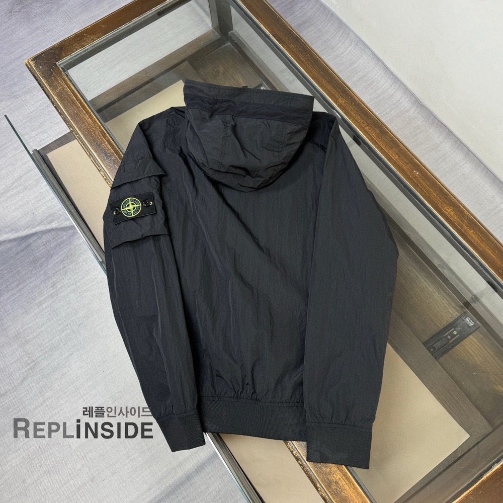레플리카 명품 [STONE ISLAND] 스톤아일랜드 메탈 나일론 바람막이 후드 자켓 02 3컬러 남성용 - 전체 실사