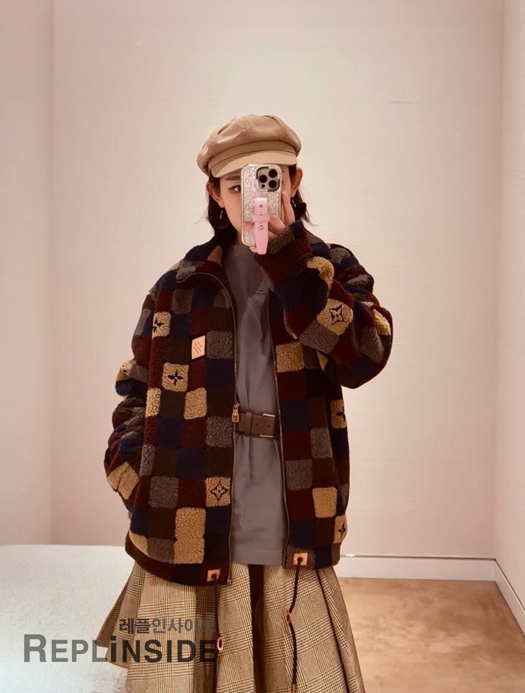 레플리카 명품 [LOUIS VUITTON] 루이비통 체크 다미에 플리스 집업 블루종 자켓 후리스 남성용 - 상세 이미지 실사 34