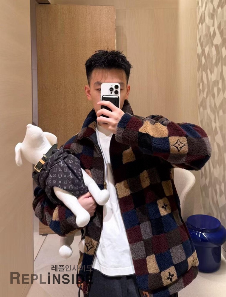 레플리카 명품 [LOUIS VUITTON] 루이비통 체크 다미에 플리스 집업 블루종 자켓 후리스 남성용 - 상세 이미지 실사 42
