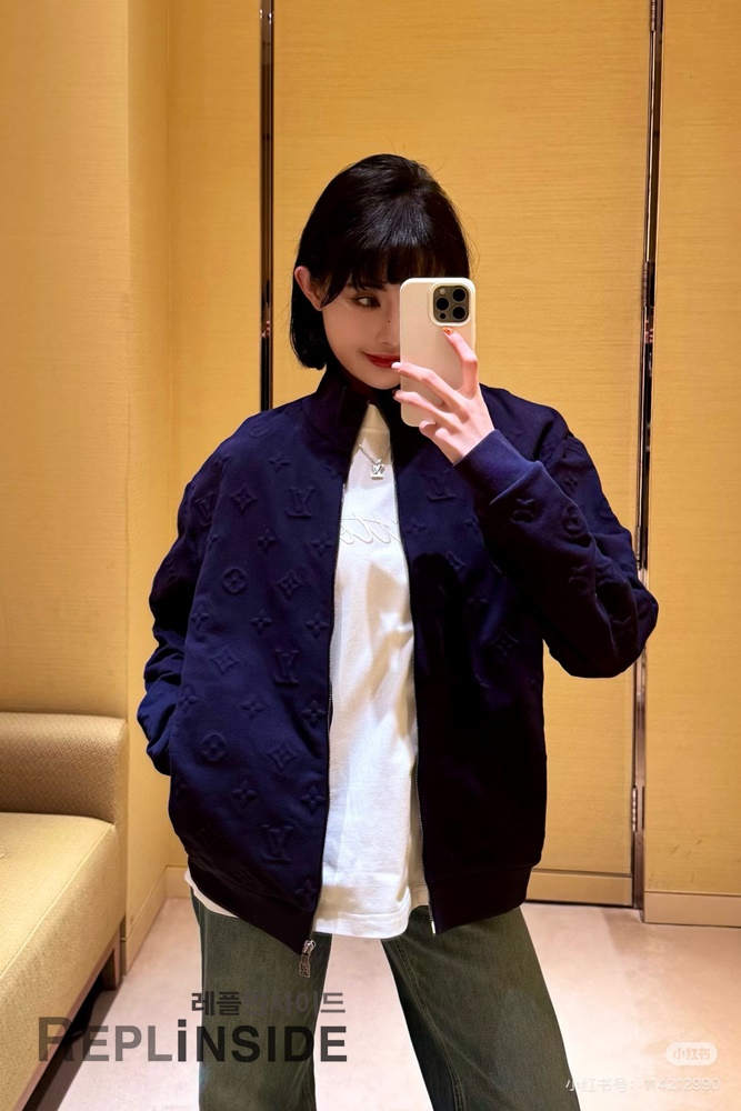 레플리카 명품 [LOUIS VUITTON] 루이비통 모노그램 엠보싱 재킷 남성용 - 특가 실사