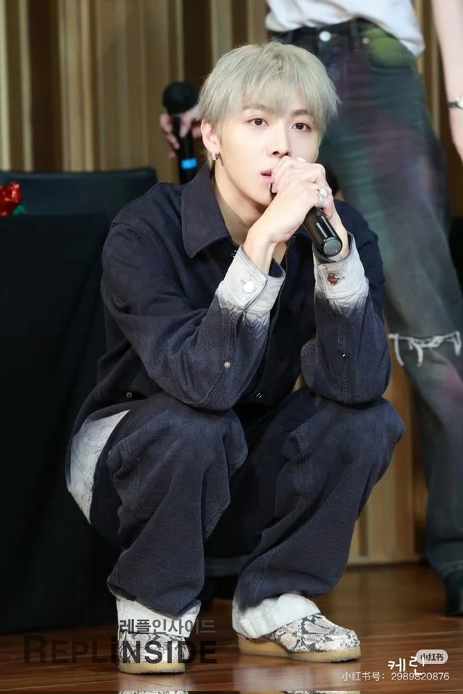 레플리카 명품 [LOUIS VUITTON] 루이비통 모노그램 엠보싱 재킷 남성용 - 상세 이미지 실사 34