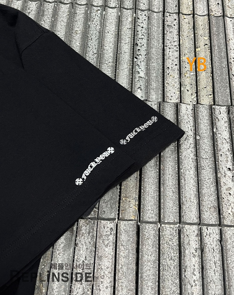 레플리카 명품 [Chrome Hearts] 크롬하츠 크로스 마인드 프린트 반팔 티셔츠 화이트/블랙 2컬러 남녀공용 - 상세 이미지 실사 27