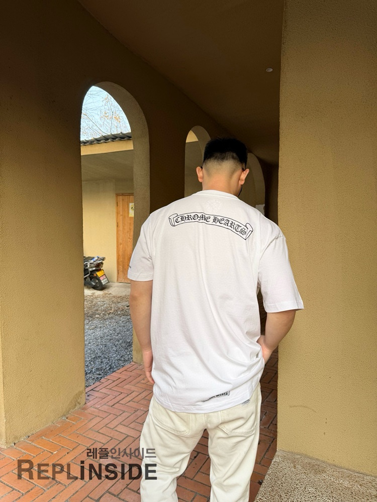 레플리카 명품 [Chrome Hearts] 크롬하츠 크로스 마인드 프린트 반팔 티셔츠 화이트/블랙 2컬러 남녀공용 - 상세 이미지 실사 34