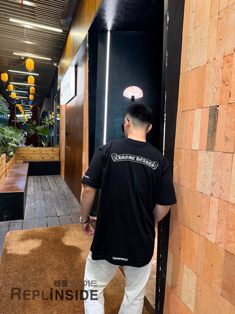레플리카 명품 [Chrome Hearts] 크롬하츠 크로스 마인드 프린트 반팔 티셔츠 화이트/블랙 2컬러 남녀공용 - 상세 이미지 실사 41