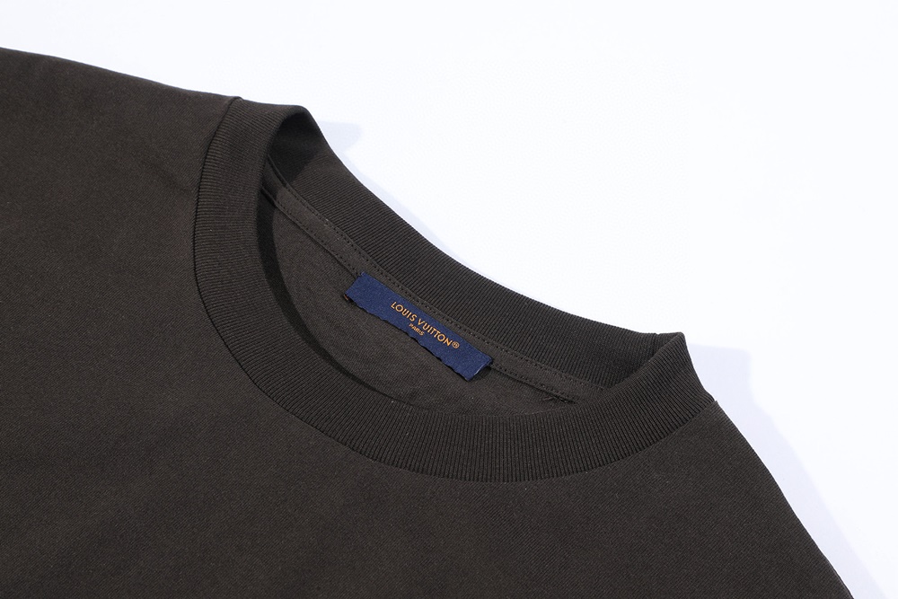 레플리카 명품 [LOUIS VUITTON] 루이비통 지구본 프린트 티셔츠 남성용 - 뒷면 실사