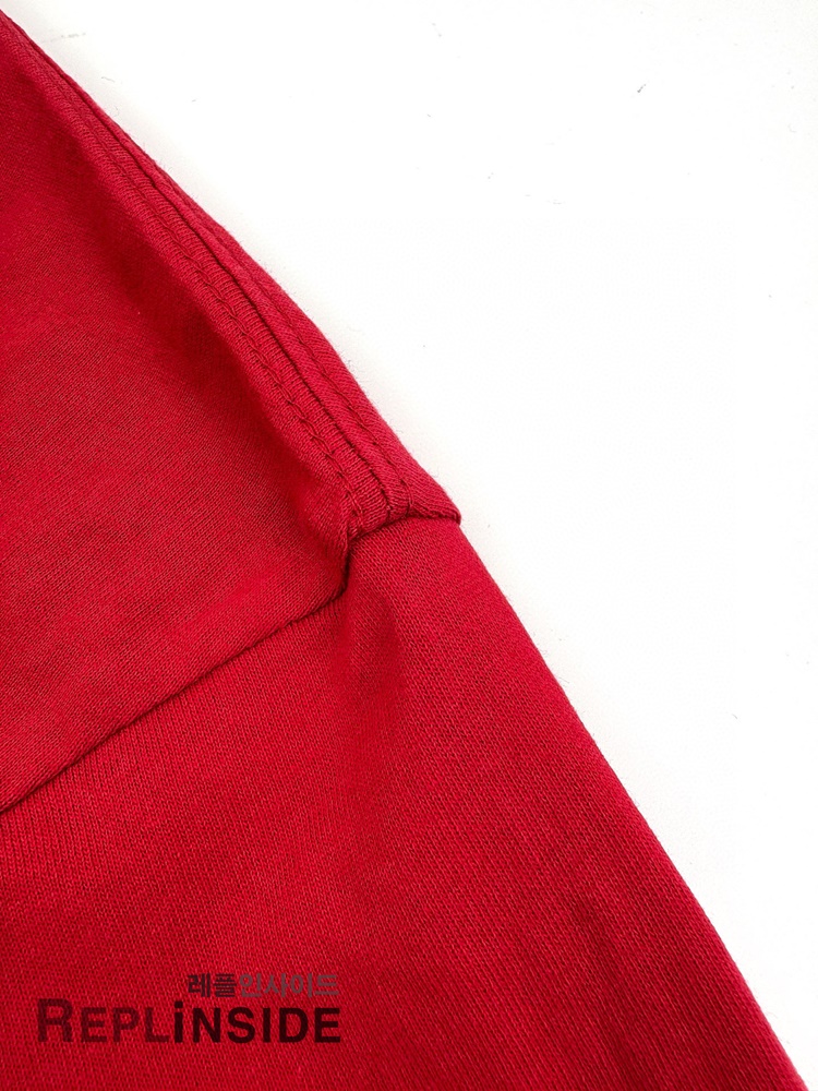 레플리카 명품 [BALENCIAGA] 발렌시아가 레드 반팔 티셔츠 남성용 - 밑창 실사