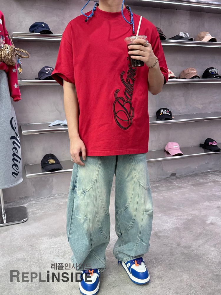 레플리카 명품 [BALENCIAGA] 발렌시아가 레드 반팔 티셔츠 남성용 - 상세 이미지 실사 22