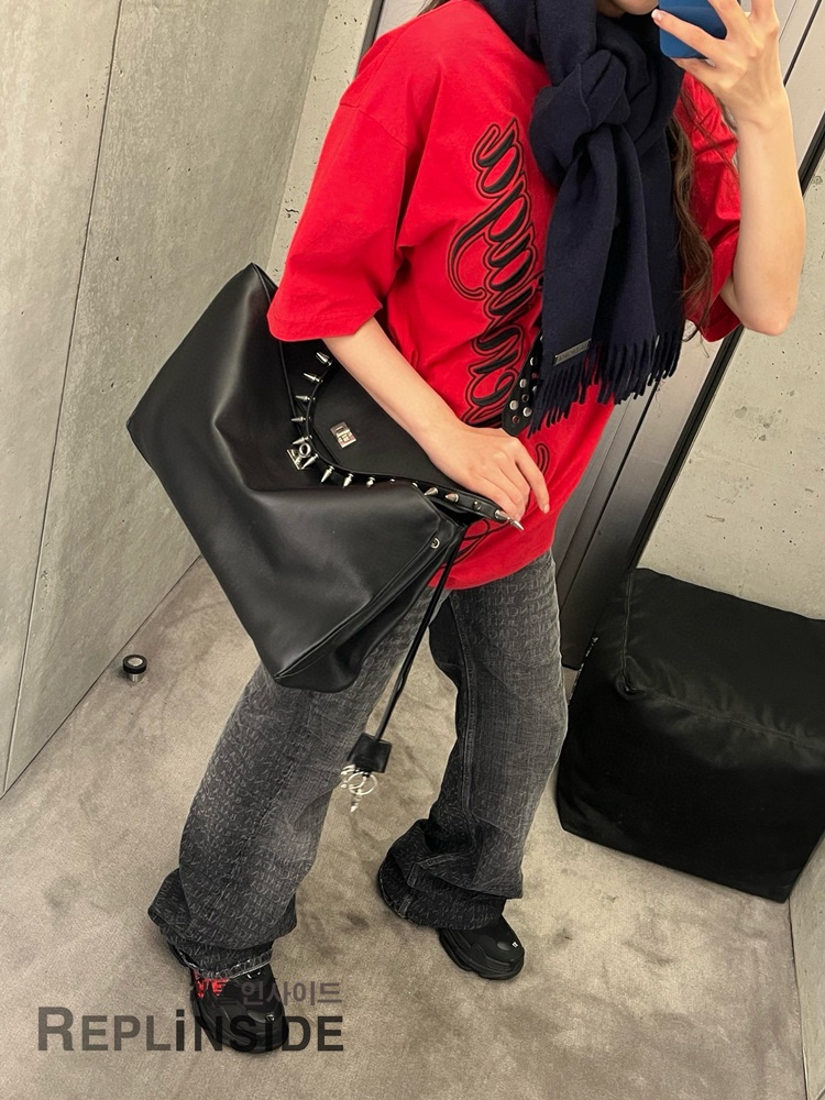 레플리카 명품 [BALENCIAGA] 발렌시아가 레드 반팔 티셔츠 남성용 - 상세 이미지 실사 26