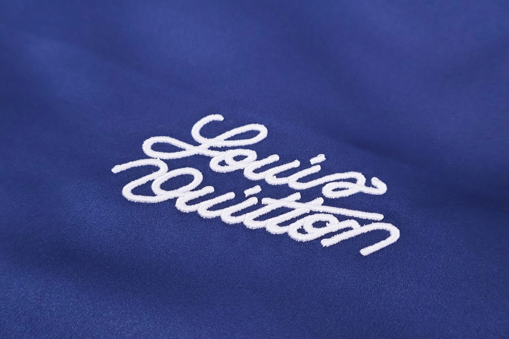 레플리카 명품 [LOUIS VUITTON] 루이비통 시그니처 자수 수베니어 자켓 (야구자켓) 남녀공용 - 밑창 실사