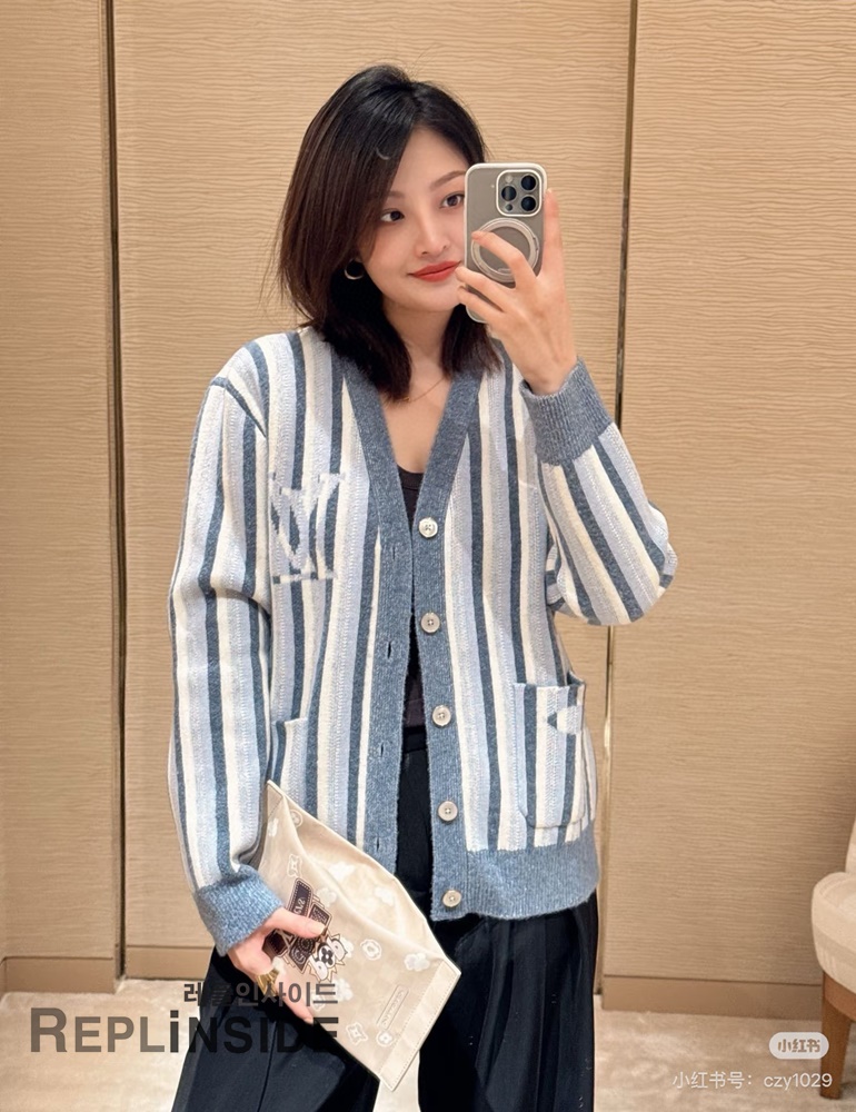 레플리카 명품 [LOUIS VUITTON] 루이비통 스트라이프드 자카드 가디건 남녀공용 - 비교 실사