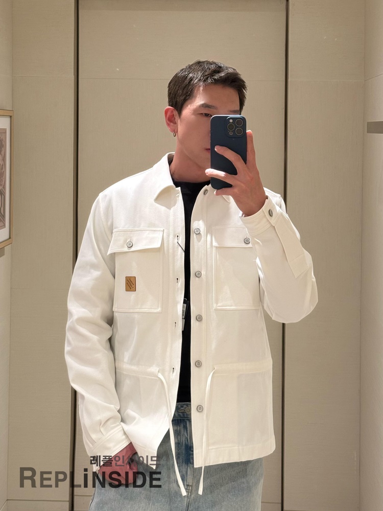 레플리카 명품 [LOUIS VUITTON] 루이비통 시그니처 자카드 오버셔츠 남성용 - 상세 이미지 실사 21