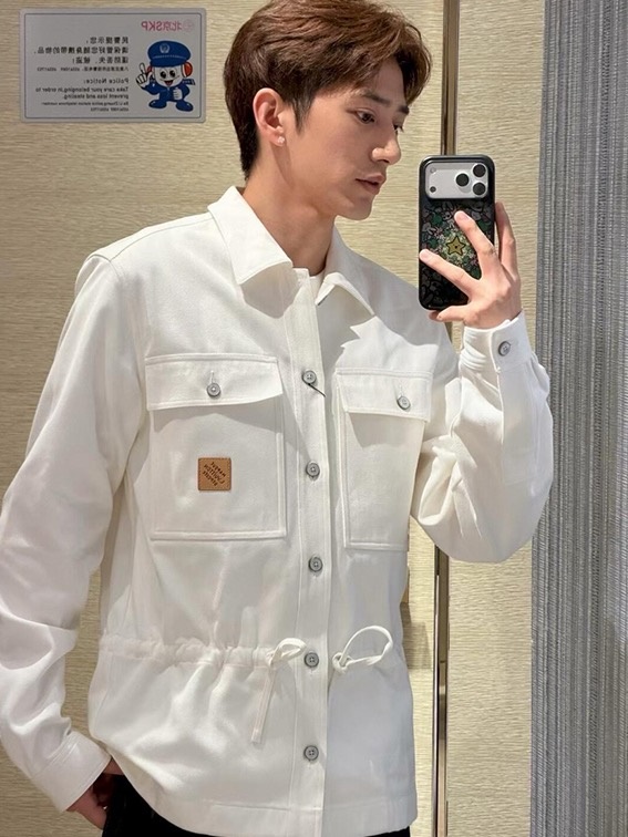 레플리카 명품 [LOUIS VUITTON] 루이비통 시그니처 자카드 오버셔츠 남성용 - 상세 이미지 실사 22