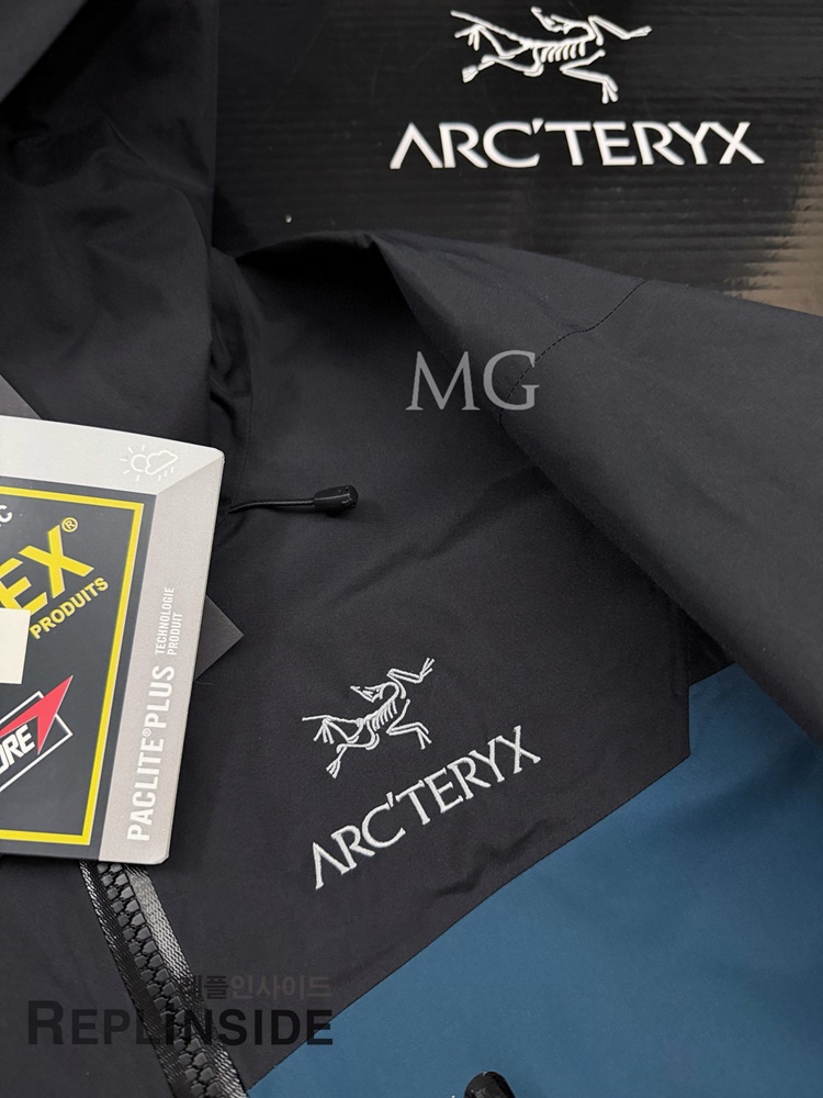 레플리카 명품 [ARCTERY] 아크테릭스 알파 ALPHA SV 8 자켓 3컬러 남녀공용 - 옆면 실사